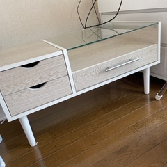 ★無料でお譲りします！ミラー付きローテーブルの画像