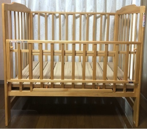 カトージ　ハイシートベビーベッド