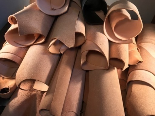 【決まりました】革工芸道具と材料