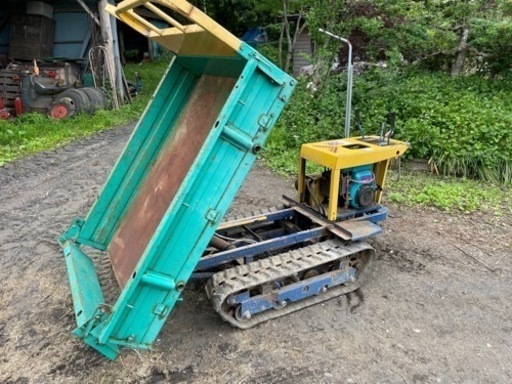 クローラー油圧ダンプ　運搬車　除雪　排雪