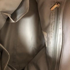 スクエア型ショルダーバッグの画像