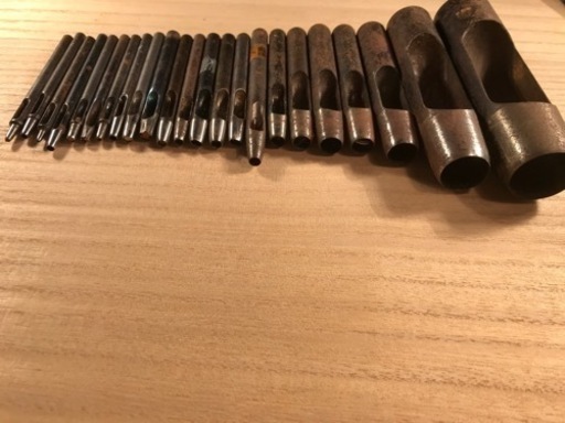 【決まりました】革工芸道具と材料