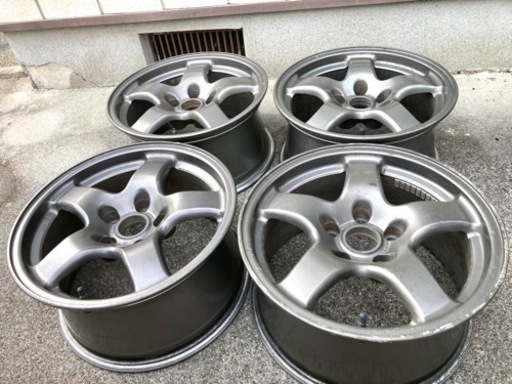 【完売】BNR32 GT-R純正アルミホイール①