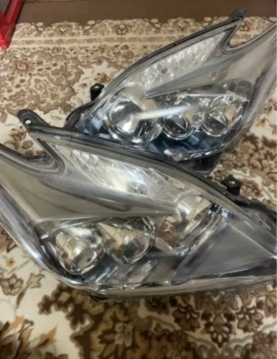 30プリウス LEDヘッドライト左右セット
