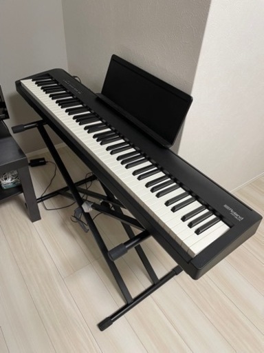 【美品/5万円値引き/専用バック、ペダル付き】Roland ローランド 電子ピアノ/ 88鍵盤 FP-30X