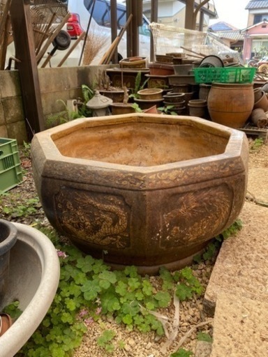 水鉢　8角形睡蓮鉢