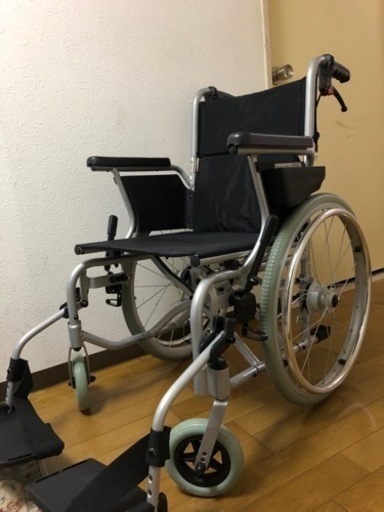 介護用車椅子