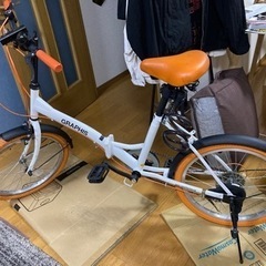 【価格変更しました】折りたたみ自転車　6段変速　ライト付き