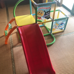 アンパンマン滑り台