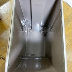 ドンキ　ペダルペールゴミ箱　35Lの画像