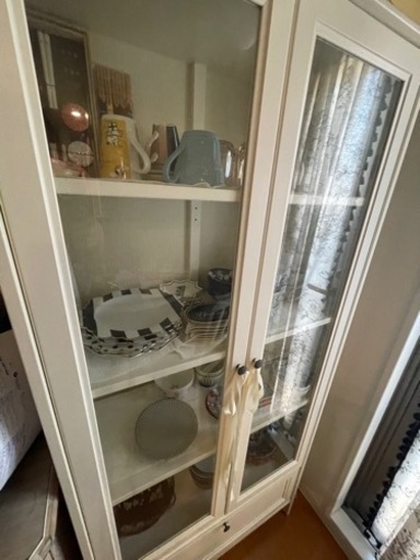 IKEA❁Hemnesシリーズ❁食器棚、本棚にも❁