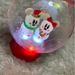 ディズニーリゾート　2019 クリスマス　スノースノー　ランタン　光るおもちゃの画像
