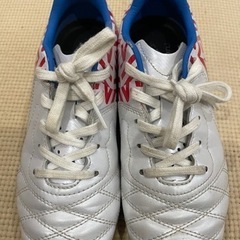 サッカー　トレーニングシューズ