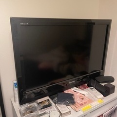 REGZA レグザ　32型の画像