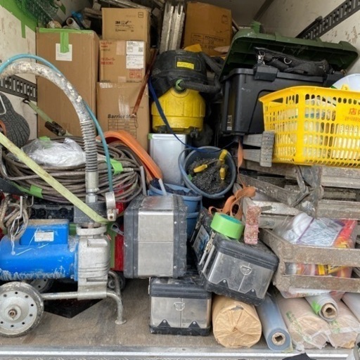 日当13000円チッパー外壁めくり