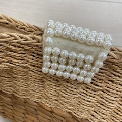 夏のクラッチバッグの画像