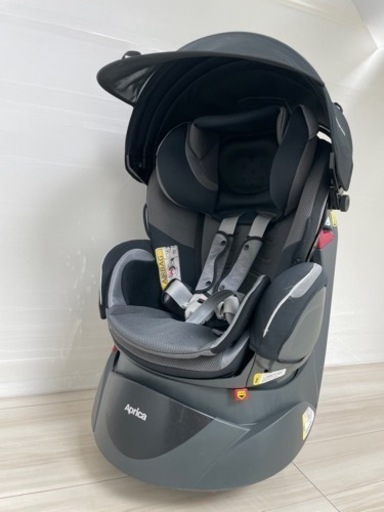 値下げ❗️Aprica チャイルドシート  フラディアラクート