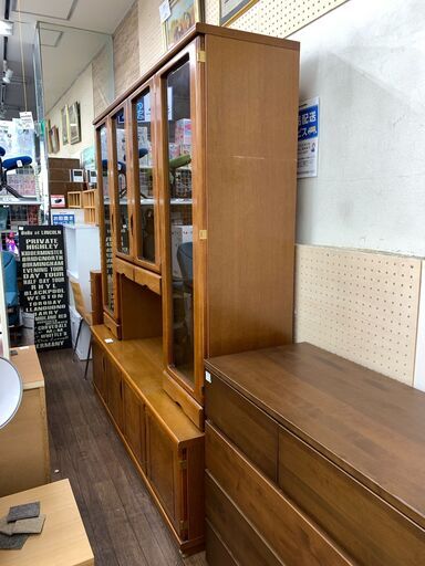大進工業　4枚扉食器棚　180cm