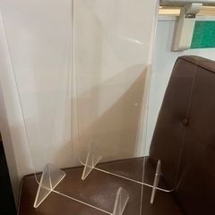 アクリル板