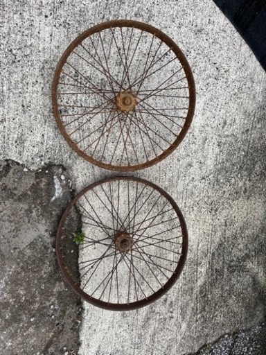 自転車？バイク？　不明車輪　レトロ　希少　ホイール