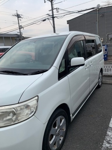 日産のSerena 売ります