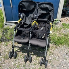 コンビ　ダブルベビーカー　双子ベビーカー　生後1ヶ月から使用可能