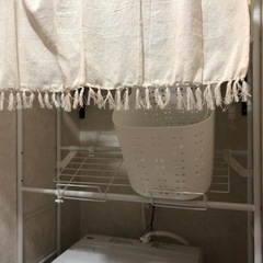 【お話中】ニトリ　洗濯機ラックの画像