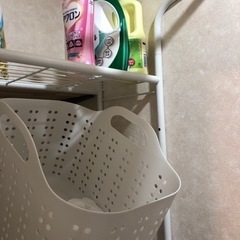 【お話中】ニトリ　洗濯機ラックの画像