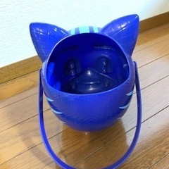 しゅつどう！パジャマスク キャットボーイのキャラクターバケツ - 子供用キャンディと収納バケツの画像