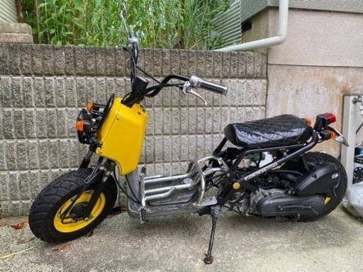 ズーマー AF58 キャブ　カスタム　タイヤ新品