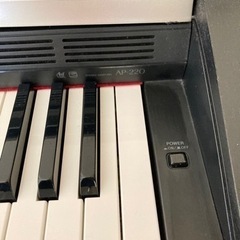 電子ピアノ　セルビアーノ　黒