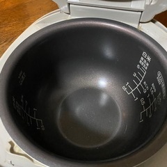 お譲り先決定済　炊飯器　サンヨー　1.0l 炊ECJ-IZ10の画像