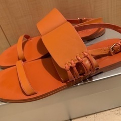 #ZARA#サンダル#フラットレザーサンダル#美品の画像