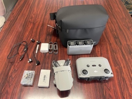 ドローン DJI Mini 2 Fly More Combo (JP) コンボ　手のひらサイズ　高画質 4Kカメラ搭載 3軸ジンバル 