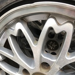 再編集）桜　ホイール　タイヤ付き　中古　キズ　汚れありの画像
