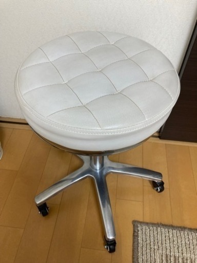 スツール