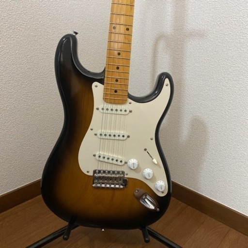 Edwards E-SE-100M/LTストラトキャスター　ラッカーフィニッシュ