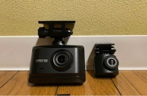 美品　COMTEC コムテック  前後カメラ　安全運転支援機能付　ZDR016