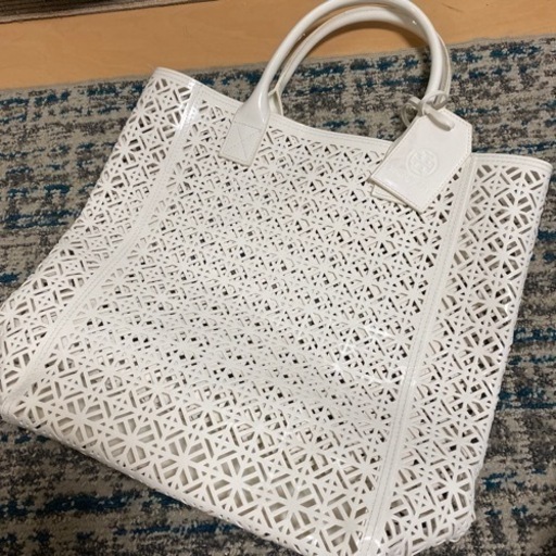 中古　トリーバーチ　TORY BURCH
