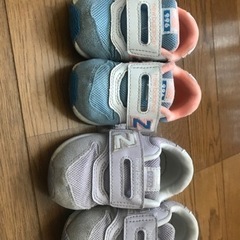 子供用　ニューバランススニーカー　13センチ　１４センチ