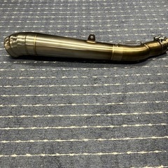 zh2 マフラー