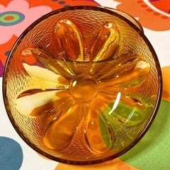 【値下】5枚あり！昭和レトロ アンバー 花 デザートボウル　デザート フラワー Flower 中古品 昭和レトロ 飴色 茶色 の画像