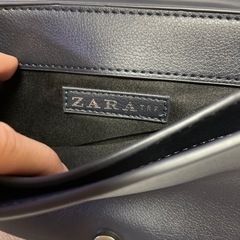 未使用　ZARA チェーンバック　紺色の画像