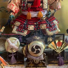 中古 五月人形 鎧着武者人形 高さ衣装ケース約70cm 端午の節句 鎧 飾り台 畳付き 羽織飾り かがり火 こどもの日 現状品＃GOの画像