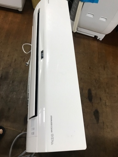 2019 Hitachi 6 畳- エアコン設置無料!!