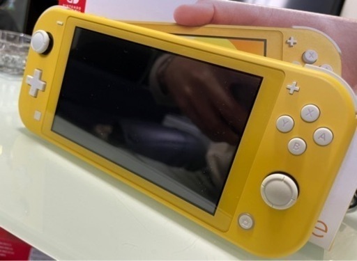 任天堂Switchライト