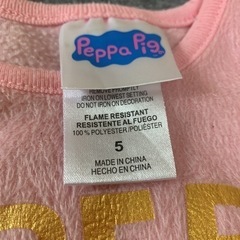 【Peppa Pig】ペッパピッグ　パジャマ　5Tの画像