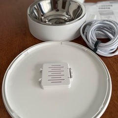 ペット用自動給餌器。ほぼ新品です。の画像