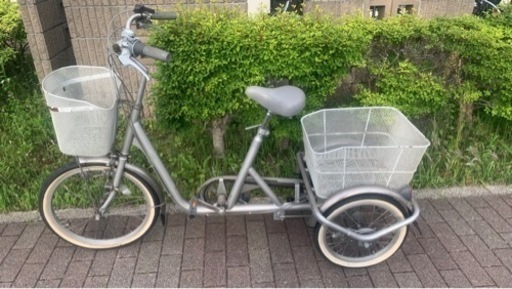 三輪車