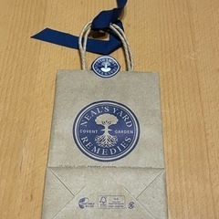 NEAL'S YARD  ショッパー紙袋の画像